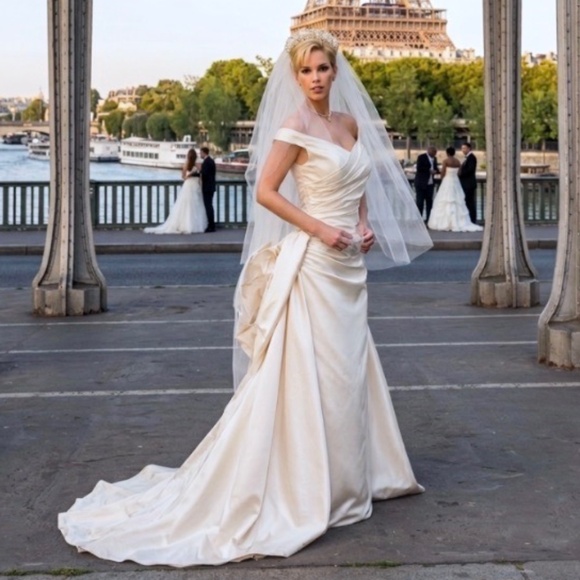 Dior Dresses & Skirts - Vintage 1992 Christian Dior Wedding Gown